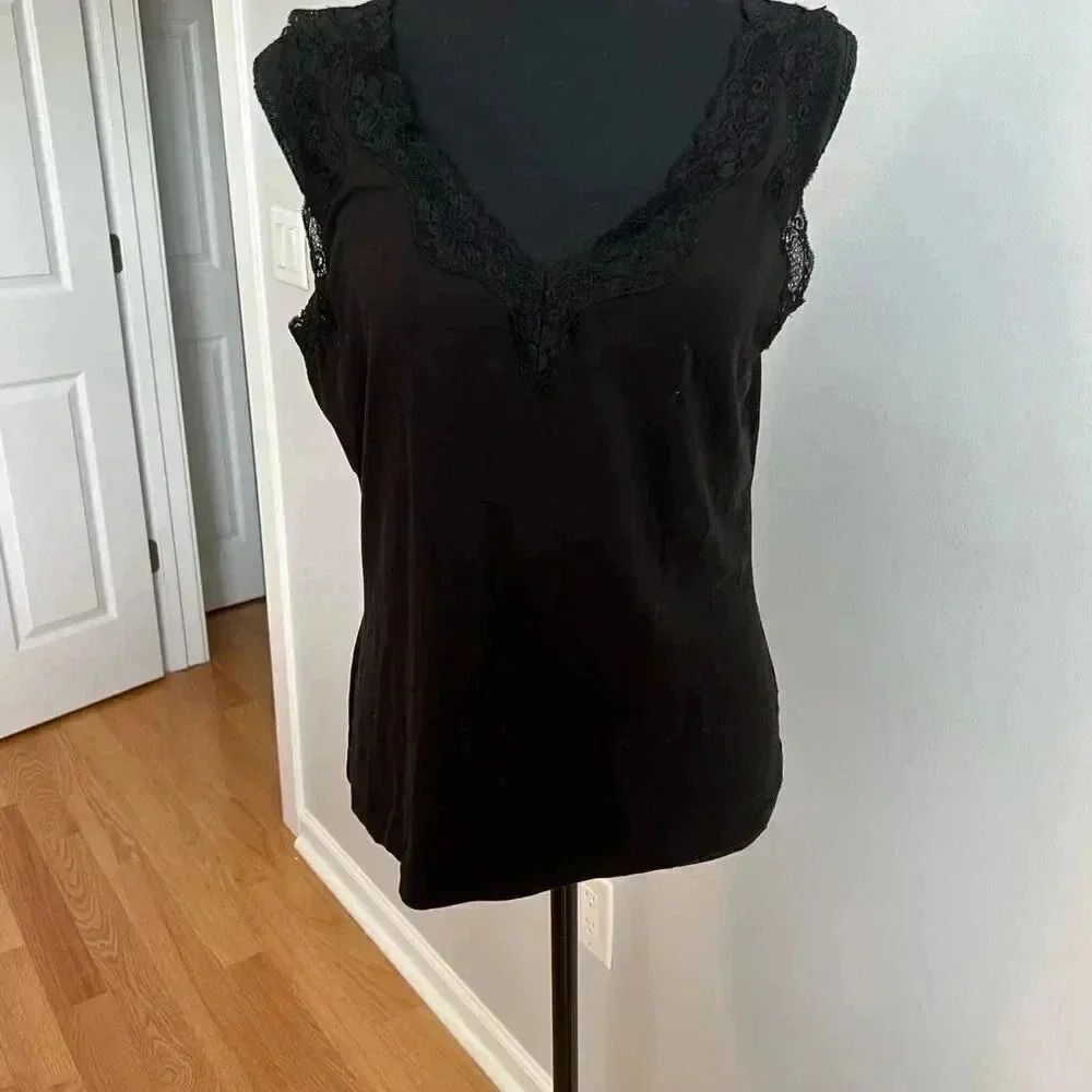 Ann Taylor Loft Black tank with lace Medium